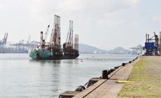 Yuan Dong 007 é a embarcação responsável pela derrocagem